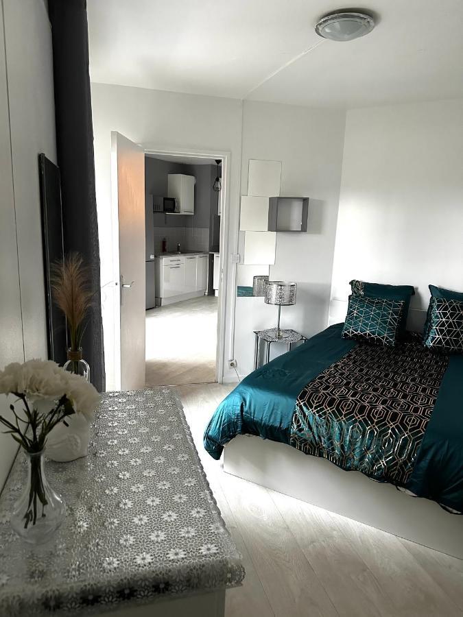 Jolie Appartement Duplex 2 Min Gare-Disney Et Paris 15 Min Noisy-le-Grand Exterior foto